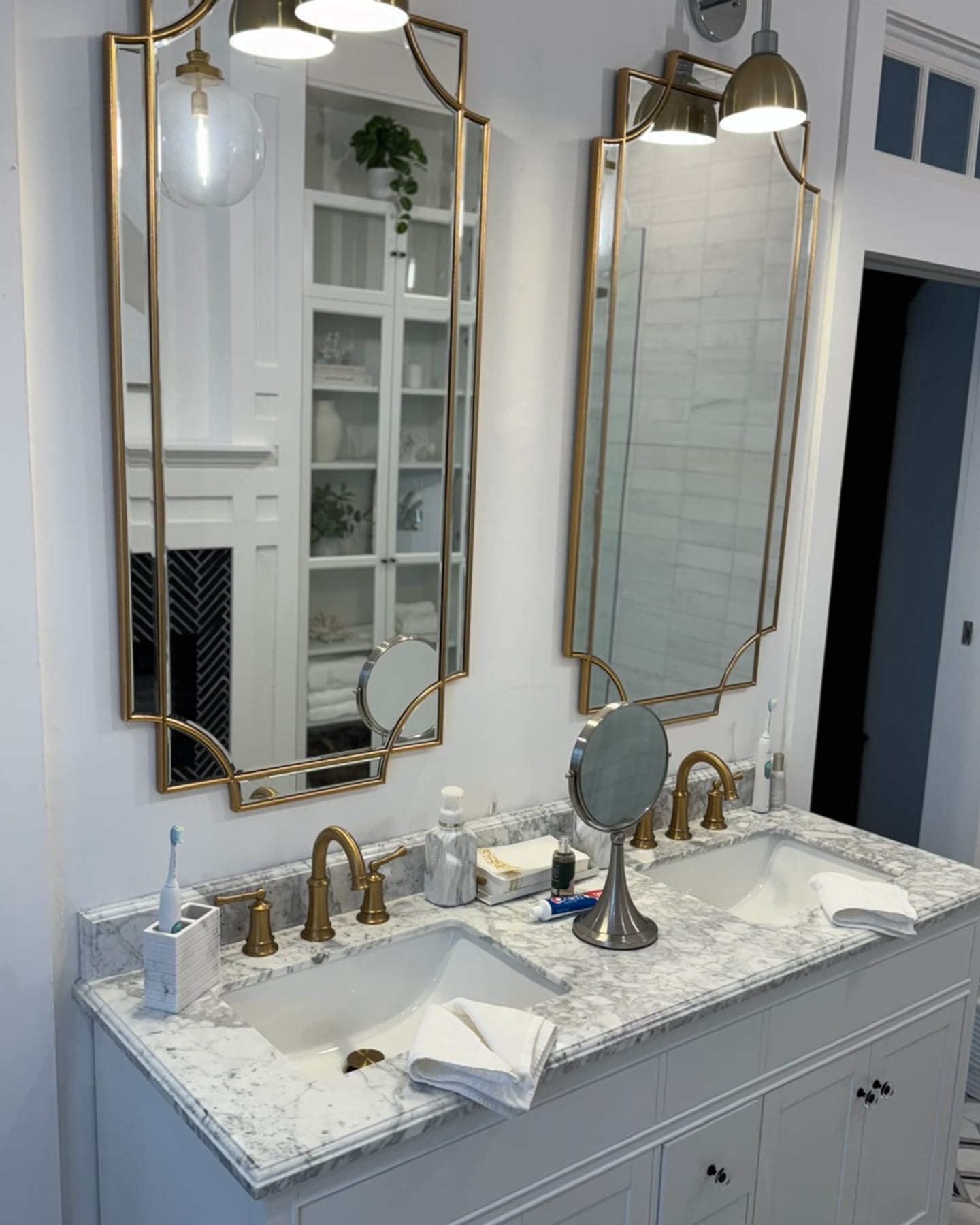 A marble bathroom cleaned by Baltic Cleaning Service